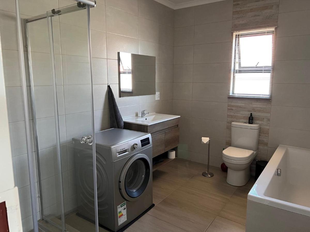Elephant House, 2 Bedroom House, Next To Pilanesberg And Sun City Mogwase Exterior photo